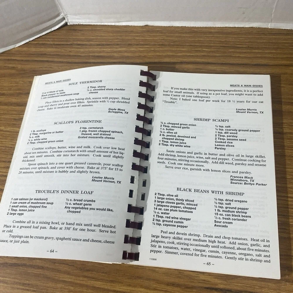 VTG East Texas Humane Society Regional Cookbook Cooking with Friends Local Comb